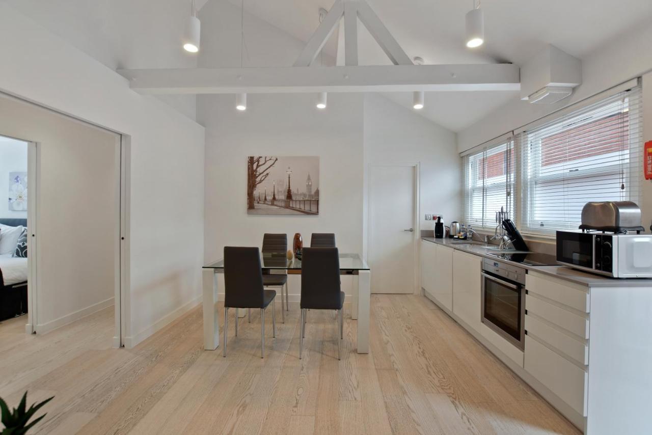 West Street By Aeria Apartament *